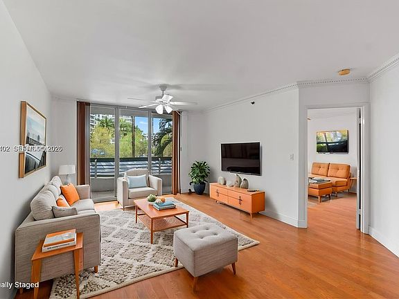 2nd image of 3600 Mystic Pointe Dr APT 310