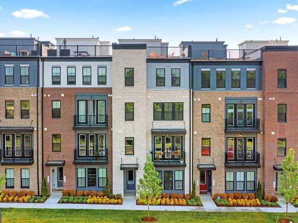 43410 Farringdon Sq, Ashburn, VA 20148