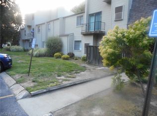 38430 N Lane Rd #B-209, Willoughby, OH 44094