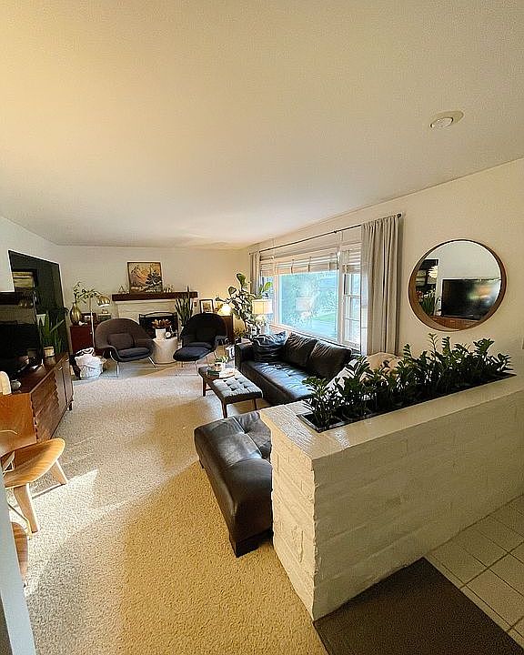 2nd image of 2418 S 98th Ave