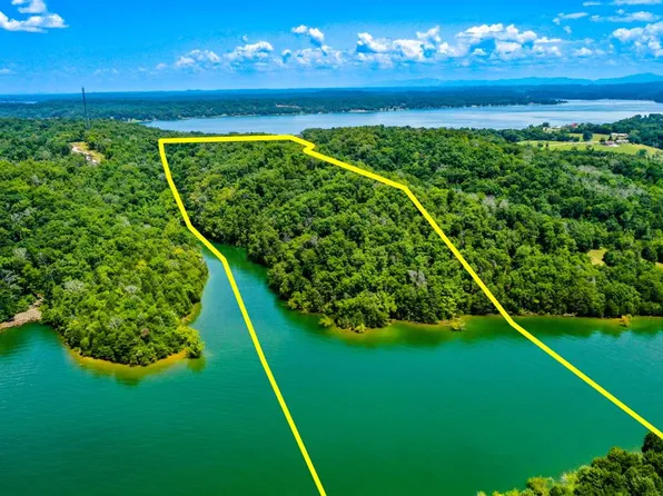 Chestnut Hill Rd, Dandridge, TN 37725