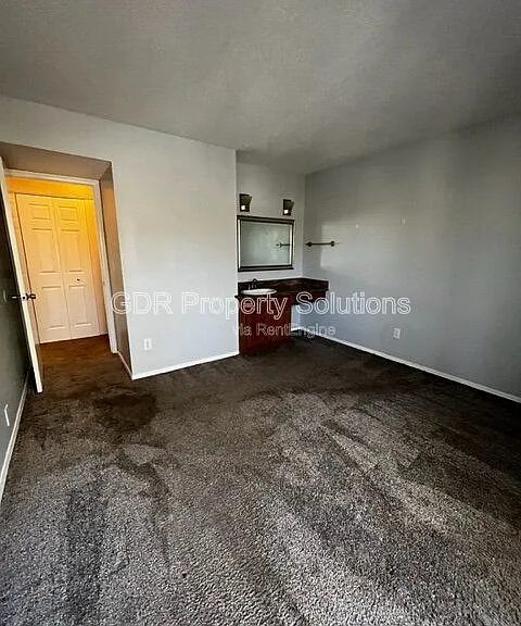 706 Fruit Ave NW #A — Photo 8