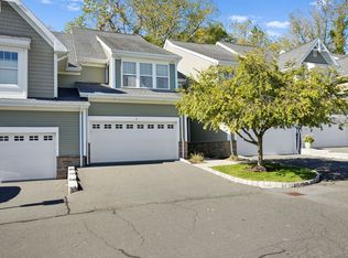 6 Bristol Ter UNIT 6, Danbury, CT 06810
