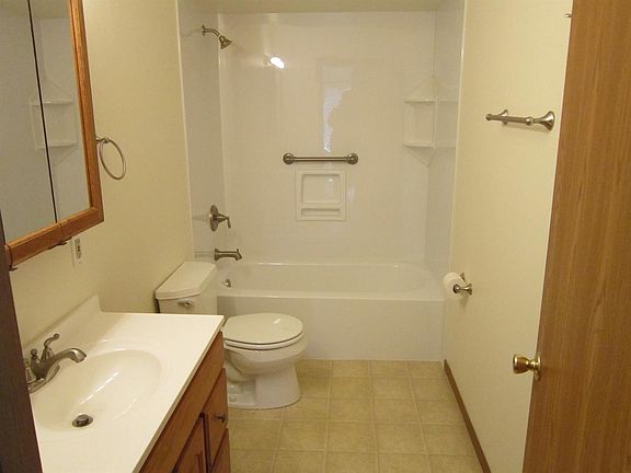 5th image of 53 Lauretta Mae Dr