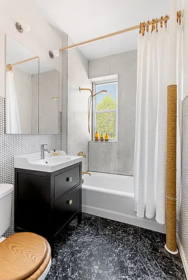 Sold by Compass | media 11