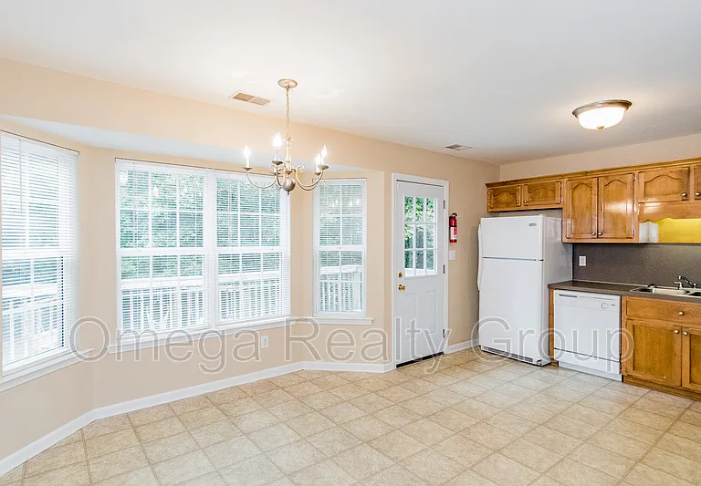 2587 Evergreen Rd — Photo 7