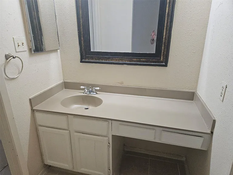18539 Lippizaner Dr — Photo 25