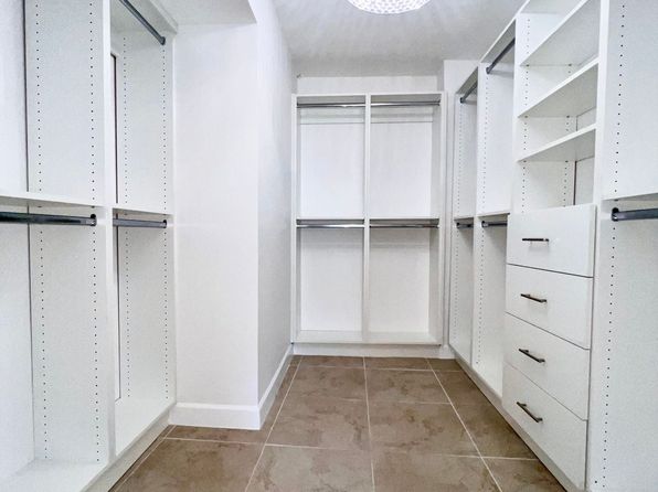 619 Orton Ave APT 302