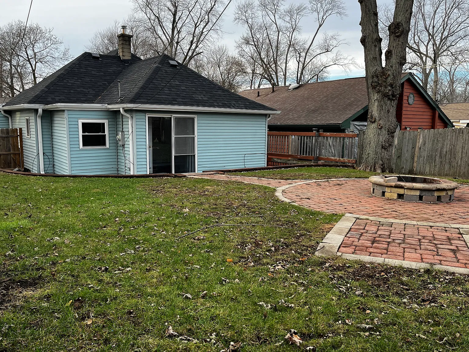3 bed, 804 sqft, $1,950 — Photo 4