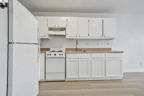 1771 Broadway St — Photo 4