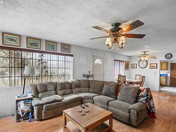 2nd image of 5230 Azalea Glen Rd