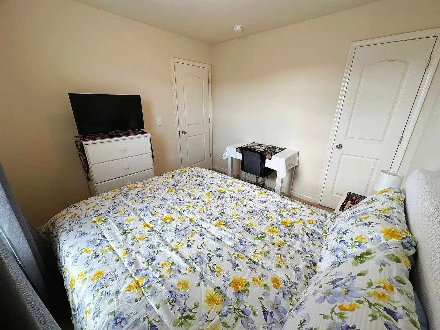 1 bed, 1646 sqft, $650 — Photo 2