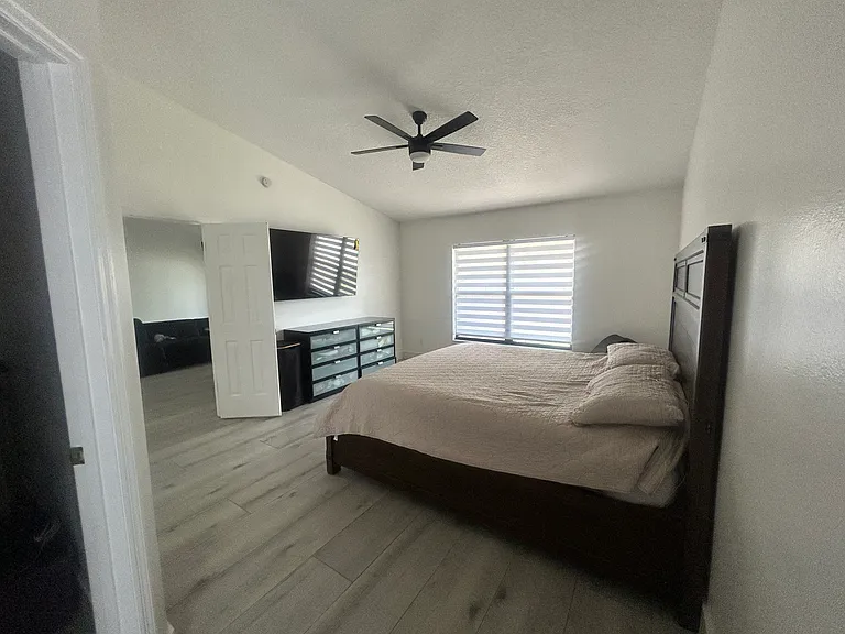 8726 Black Canyon Dr — Photo 9