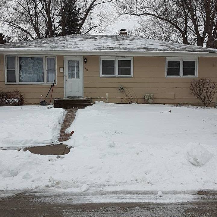 1st image of 4610 Illinois St