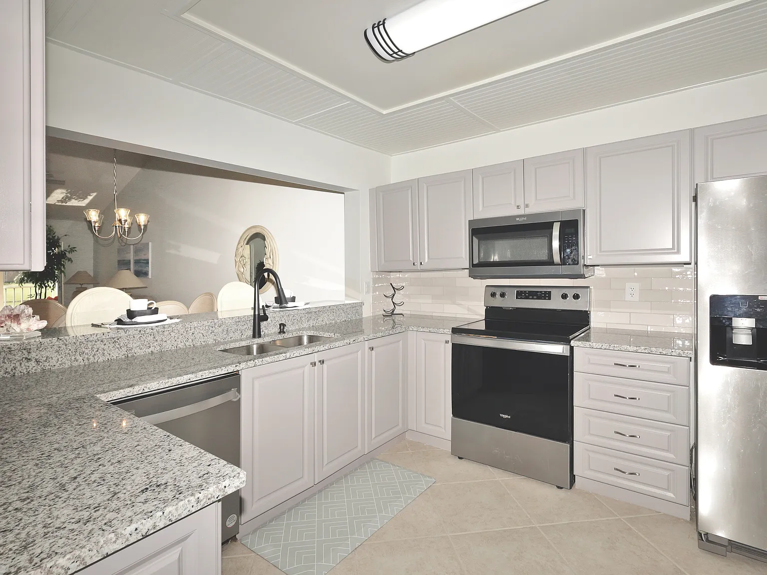 5932 Cranbrook Way - #C205 — Photo 2