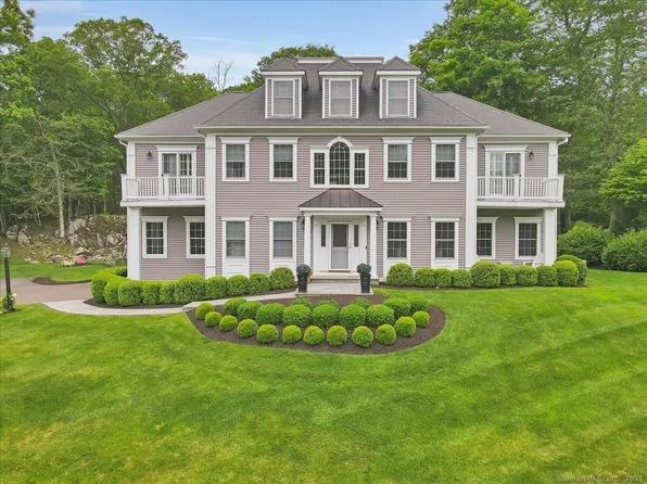 2 Lake Louise Drive, Westbrook, CT 06498