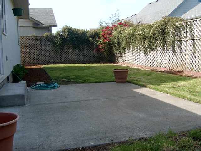 2nd image of 2466 Connemara Ct SE