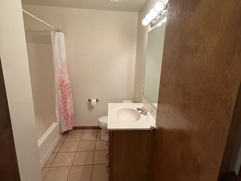 1271 Jaclyn Ln — Photo 7