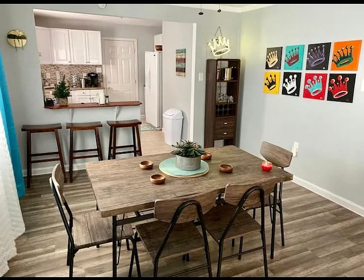 202 N Sacramento Ave #2 — Photo 16