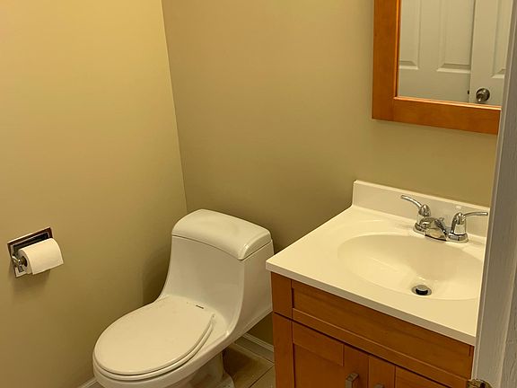 4th image of 1818 Whitney Dr
