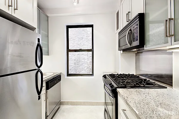 Rented by Brown Harris Stevens | media 12