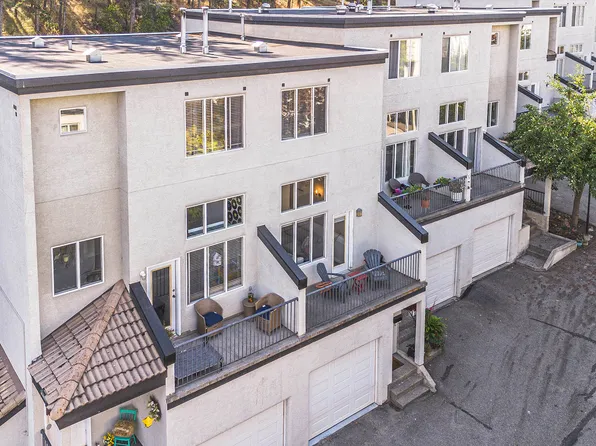 411 Aberdeen Dr #22, Kamloops, BC V1S 1X2