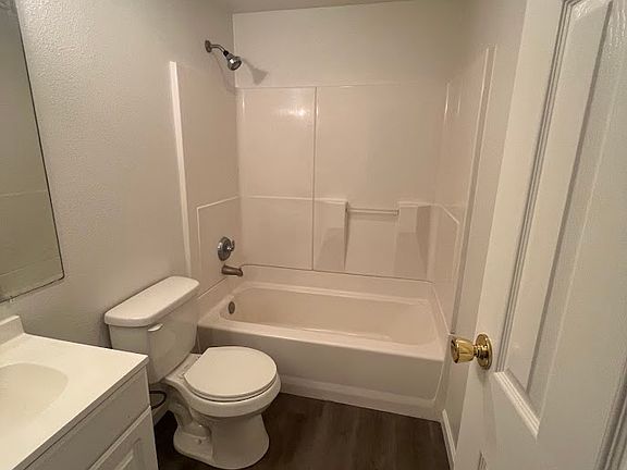 5th image of 3282 1st St APT 1