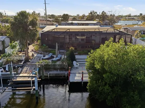 4086 Gardner Dr, Pt Charlotte, FL 33952