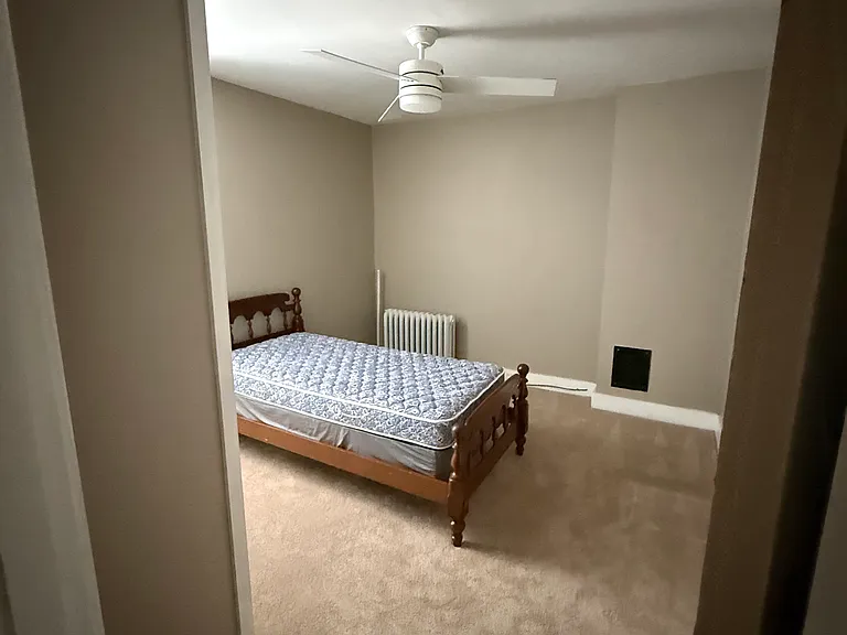 240 E Orange St #2 — Photo 10
