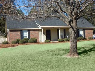117 Pine Lakes Dr, Leesburg, GA 31763