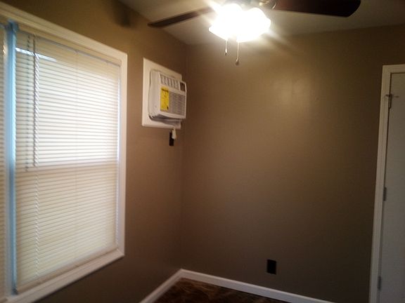 4th image of 134 Bassett Dr
