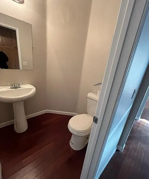 11086 Hillsborough Ct — Photo 16