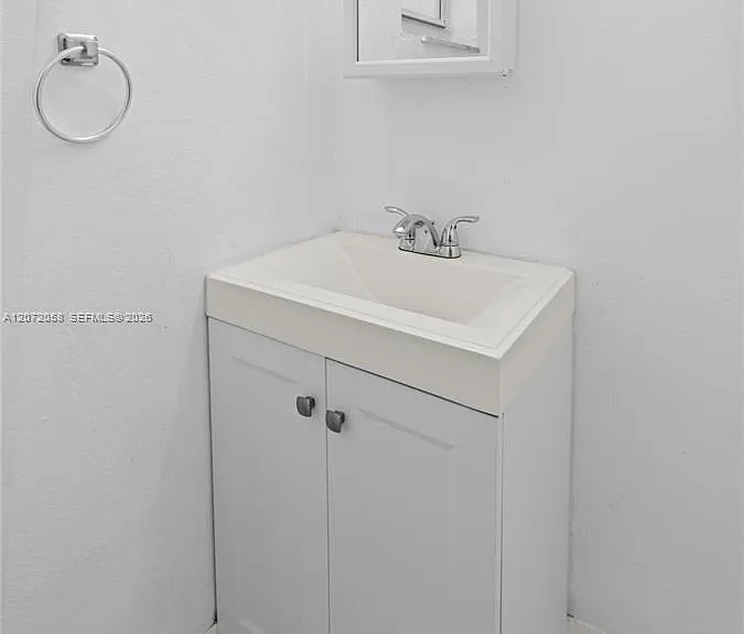 1145 Normandy Dr #505 — Photo 14