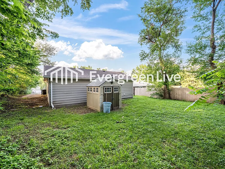 8833 Grant St — Photo 5