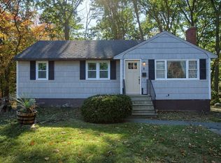 6 Bradford Rd, Peabody, MA 01960