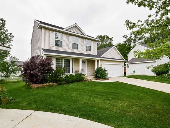 2nd image of 5580 E De Blaay Ct SE