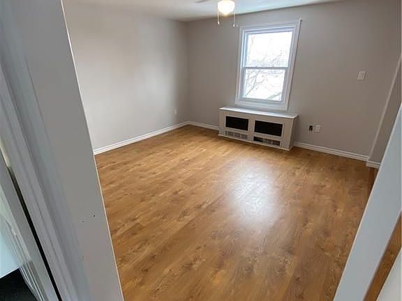 3rd image of 70 Grandview St #3