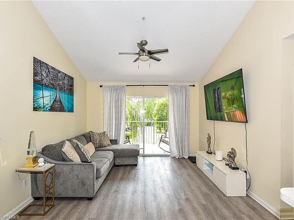 5th image of 1275 Wildwood Lakes BLVD #303