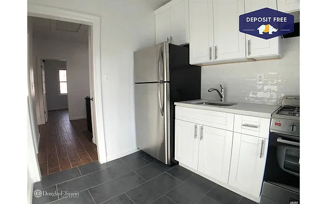 Rented by Douglas Elliman | media 19