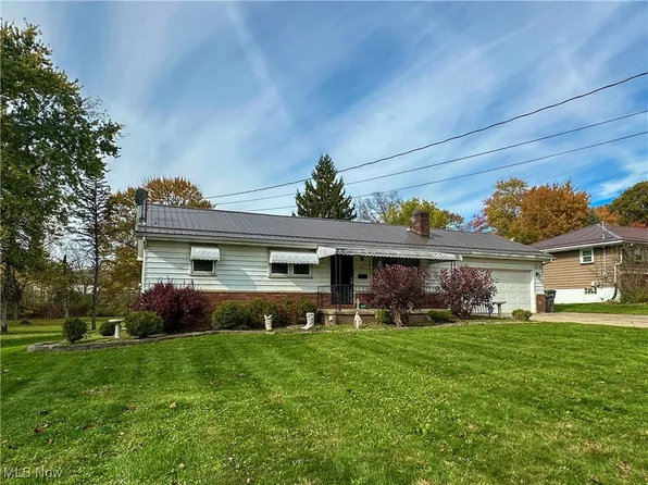 370 S Bon Air Ave, Youngstown, OH 44509