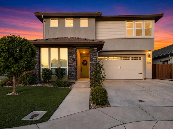 10021 Carinata Dr, Elk Grove, CA 95757