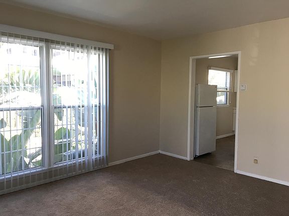 3rd image of 11160 Massachusetts Ave APT 3