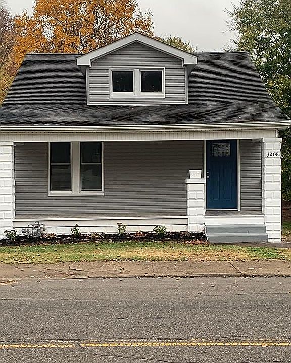 1st image of 3208 W Franklin St