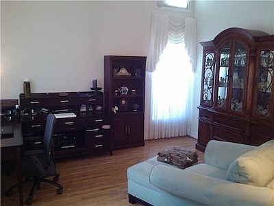 3rd image of 400 E Mount Vernon Dr