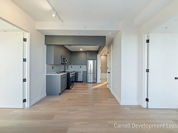 3rd image of 931 Carroll St #1505
