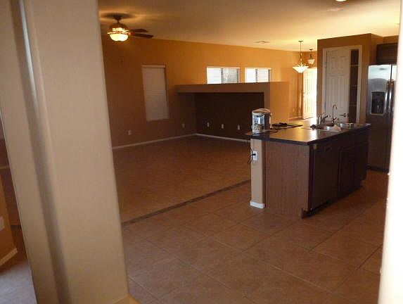 4th image of 1790 N Wildflower Ln