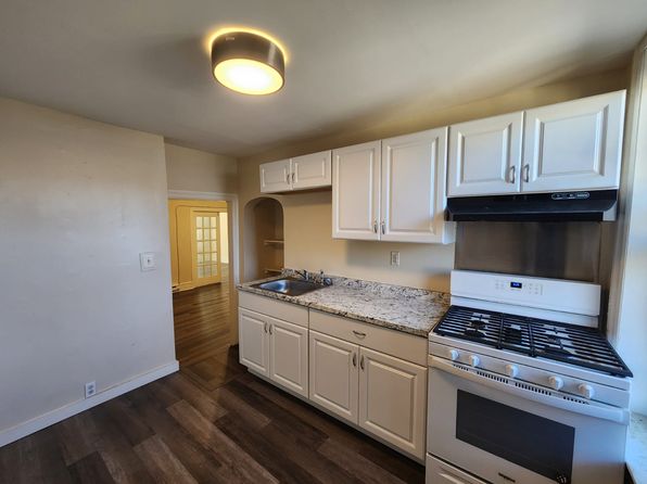 Castle Apartments | 232 Cooper St, Camden, NJ