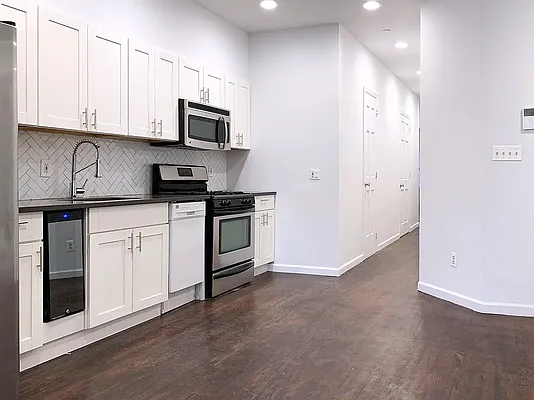 Rented by Dallien Realty Limited Liability Company | media 12