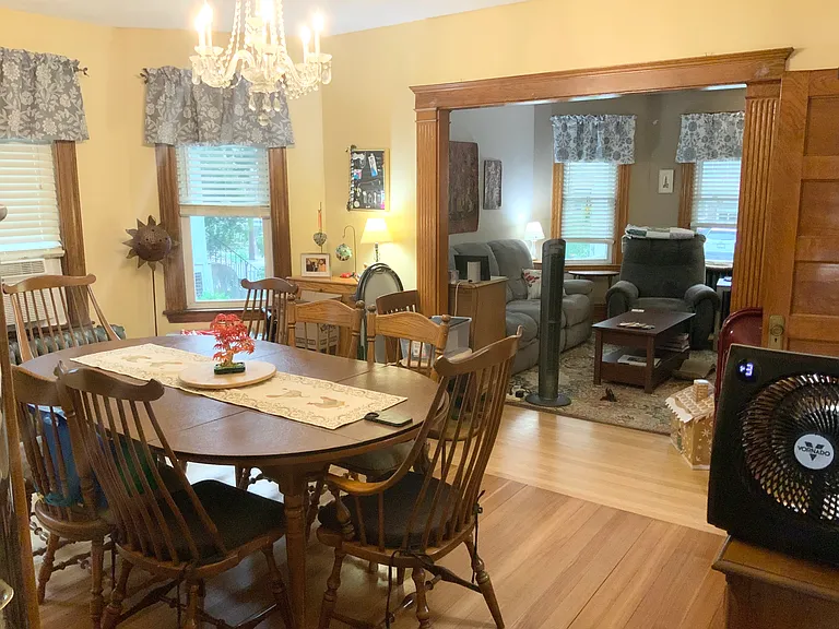 39 Everett St #1 — Photo 5