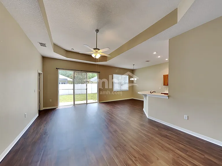 12020 Tasha Ct — Photo 3